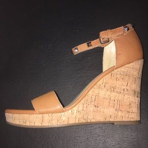 Marc Fisher Karyna wedges